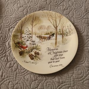 Commemorative Edition Plate by Robert Laessig 1974